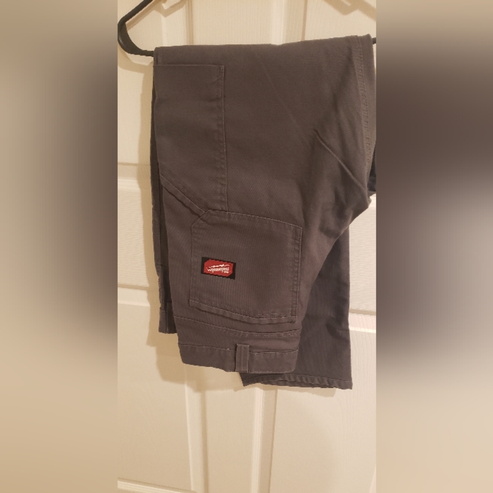 Milwaukee utility pant 34x30 New without  tags